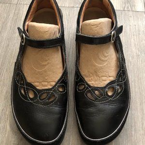 Naot Mary Jane Black